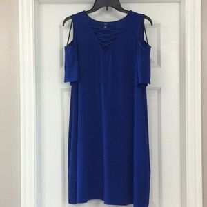 Cute blue dress with cutout sleeves.